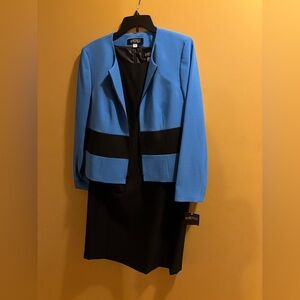 ⭐️⭐️Kasper Cabana Blue and Black Suit